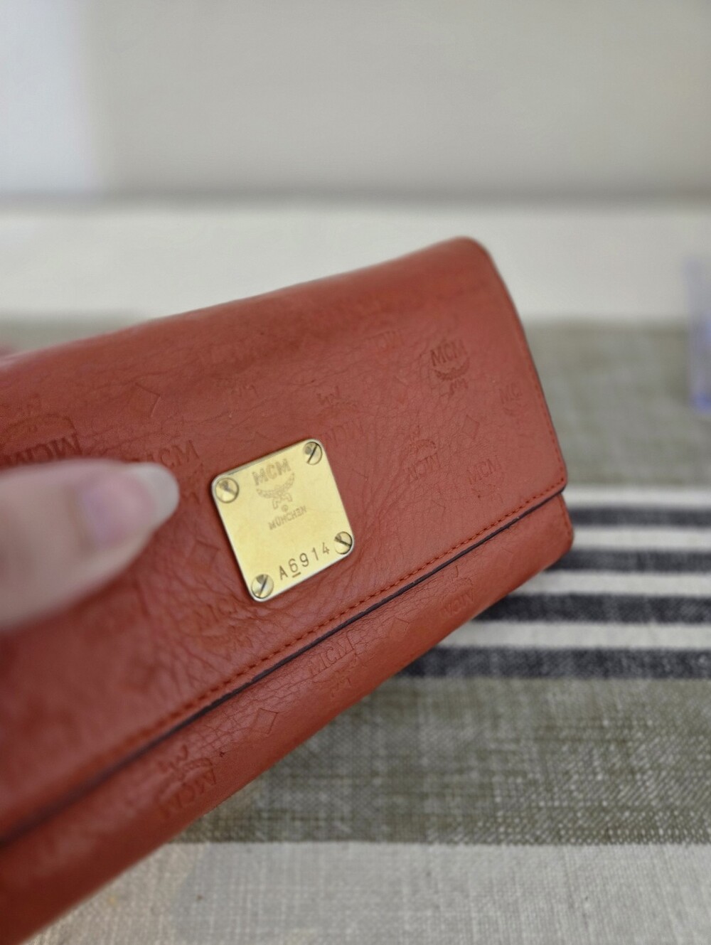 MCM Coral Red Embossed Leather Long Wallet with Gold Plate - Picture 7 of 16